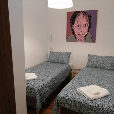 Trilocale Zona Loreto Mm1 - Viale Monza 10 Milão Exterior foto